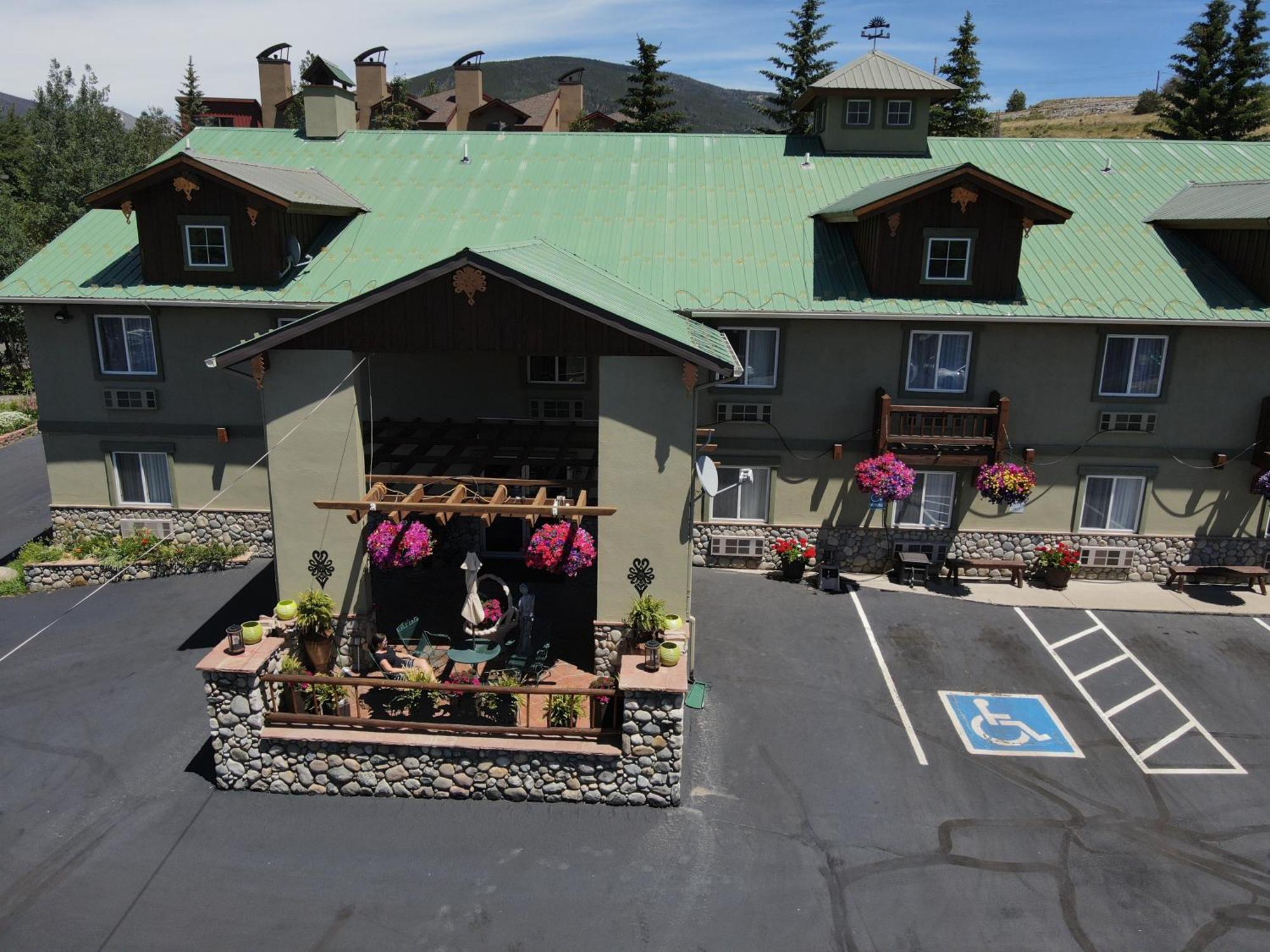 Dillon Inn Екстер'єр фото